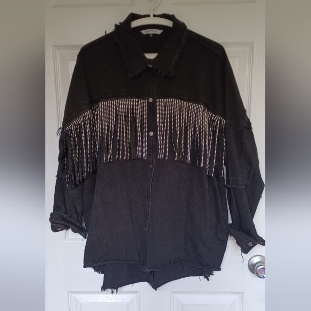 Boutique Distressed Blqck Denim Jacket With Silver Fringe